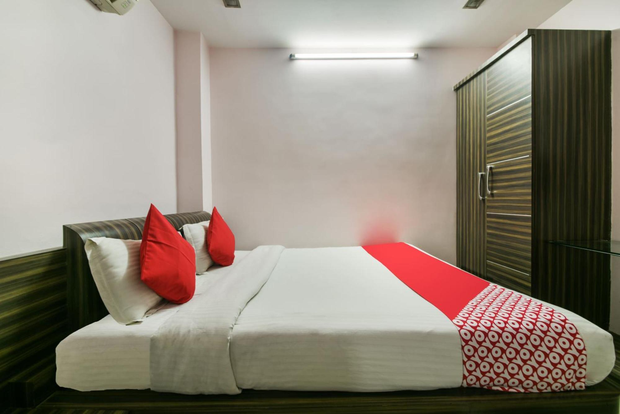 Oyo Hotel Ajanta Hamirgarh Esterno foto