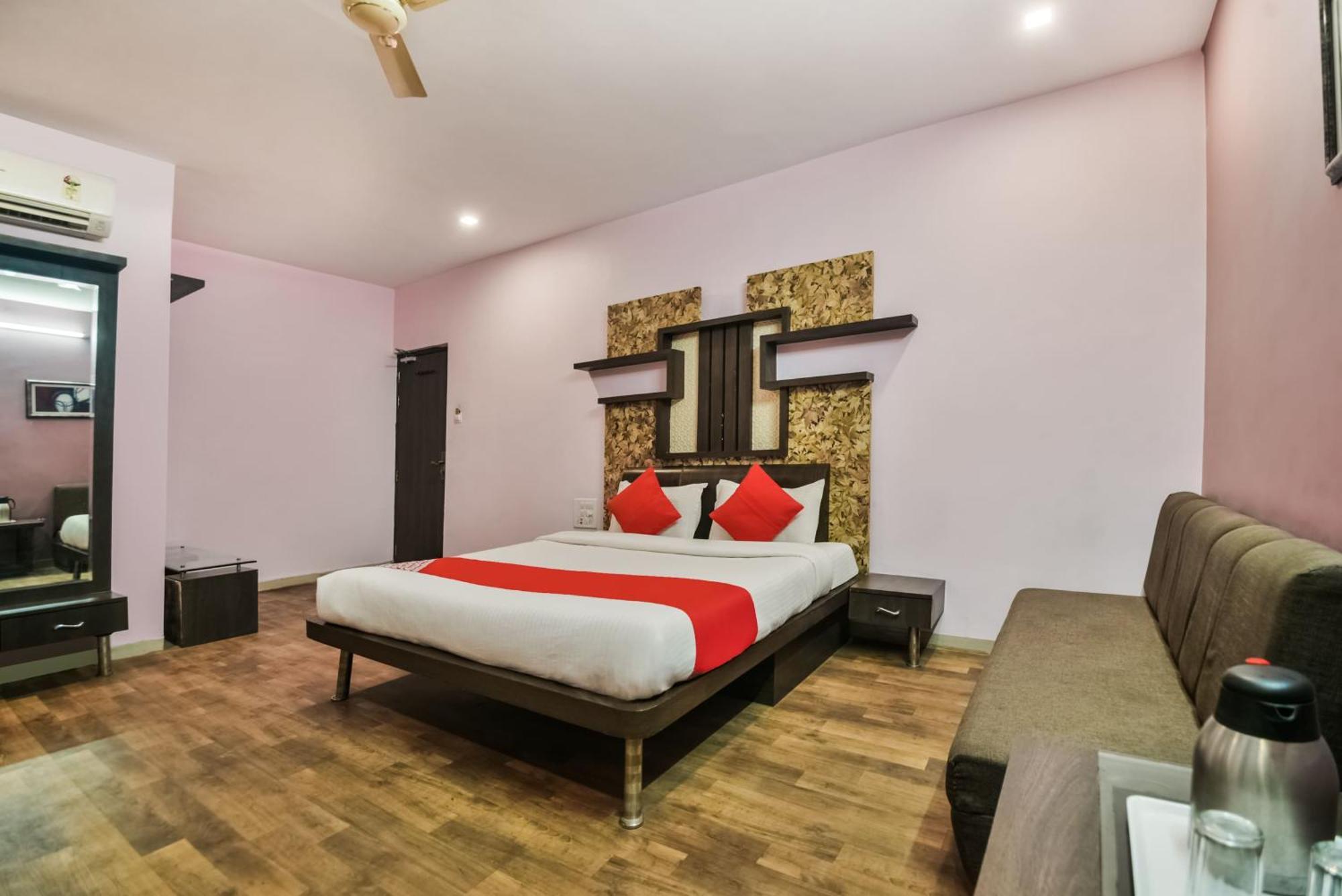 Oyo Hotel Ajanta Hamirgarh Esterno foto