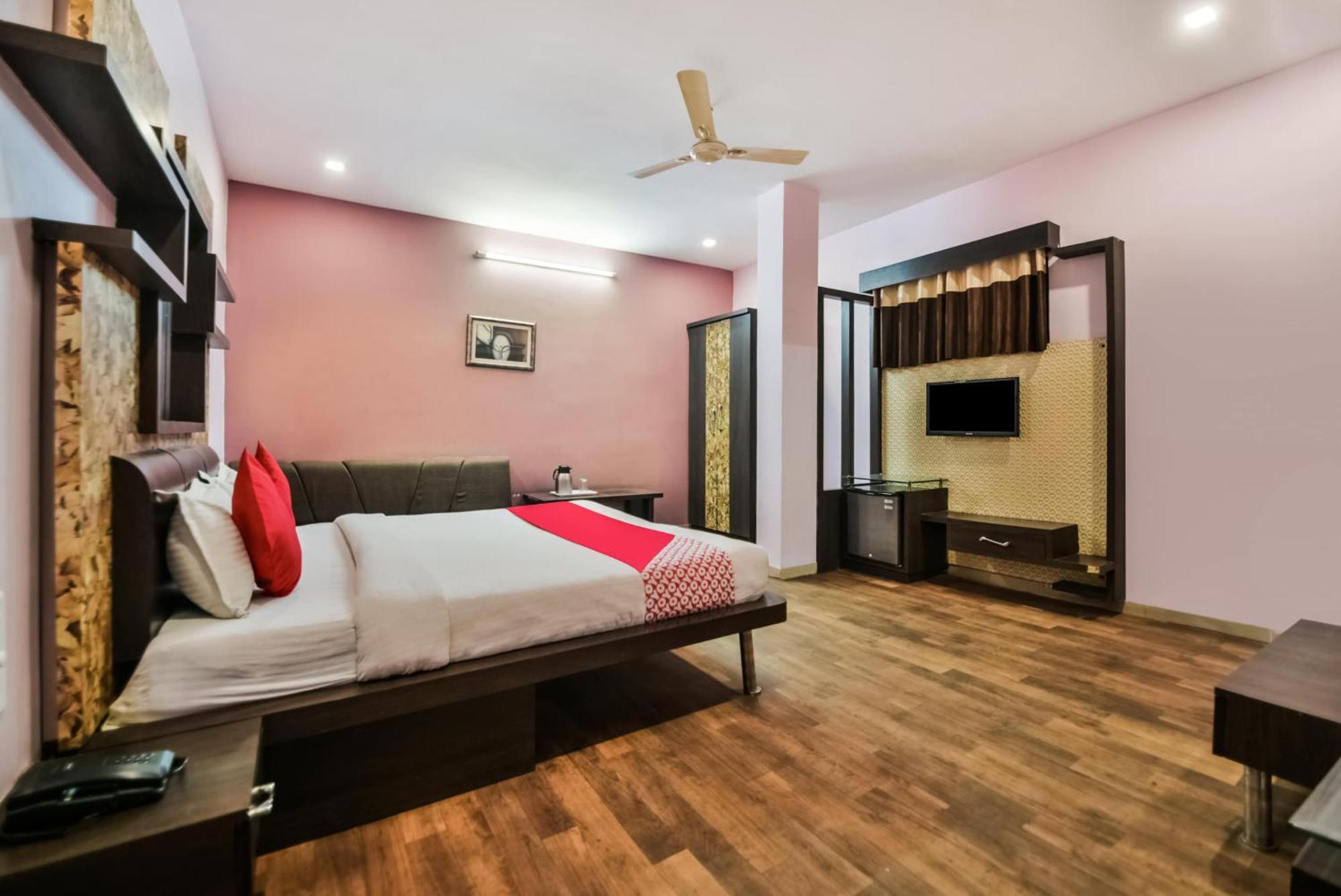 Oyo Hotel Ajanta Hamirgarh Esterno foto